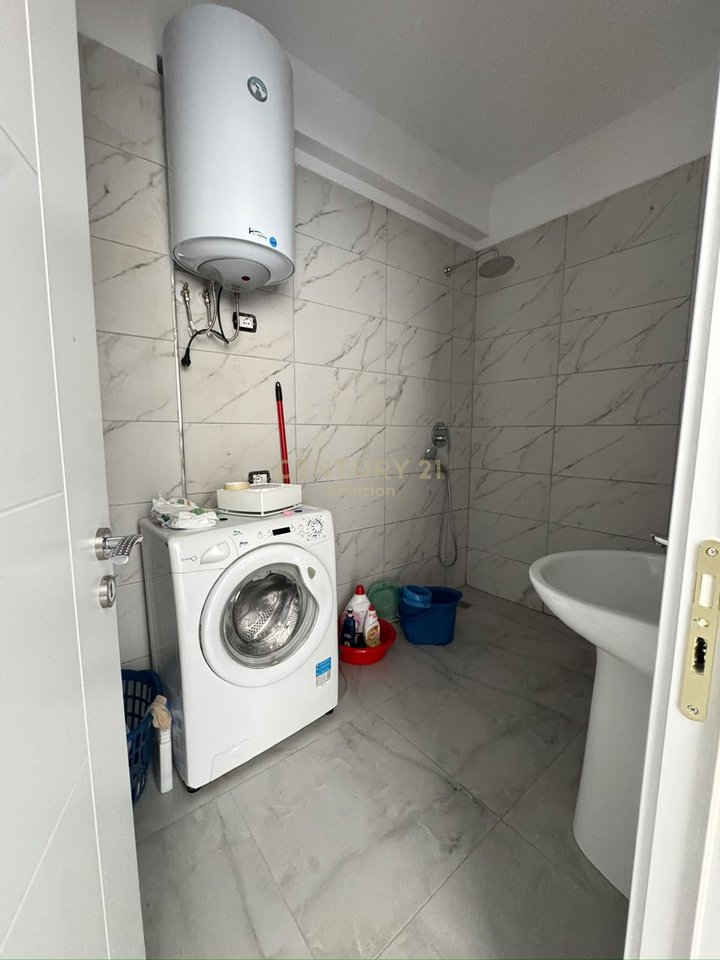APARTAMENT 1+1 PER SHITJE NE ORIKUM!