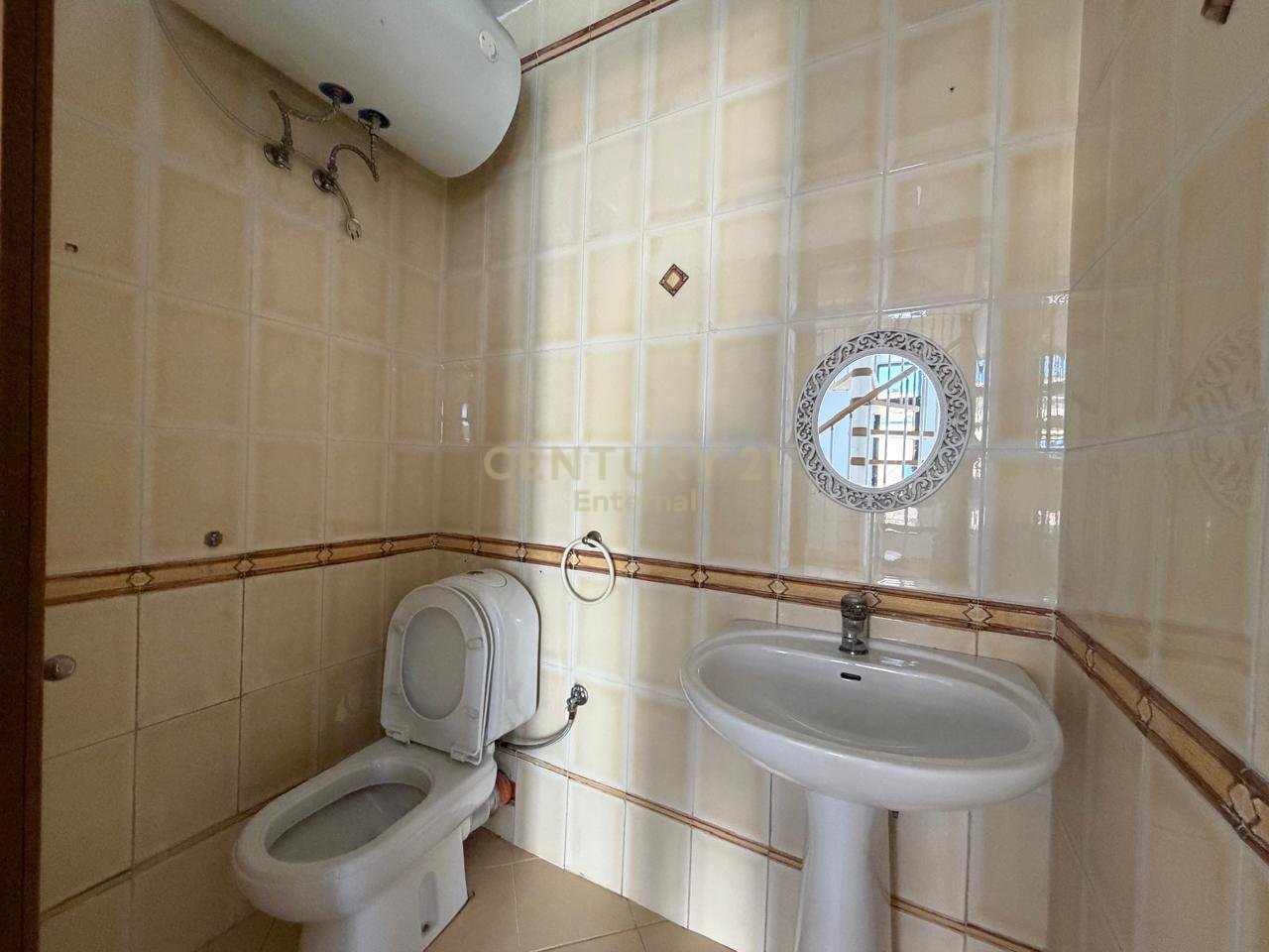 Paris Commune - Premium Duplex for Sale Near the Commune Roundabout 115m2 + 40m2 Veranda 2000Euro m2