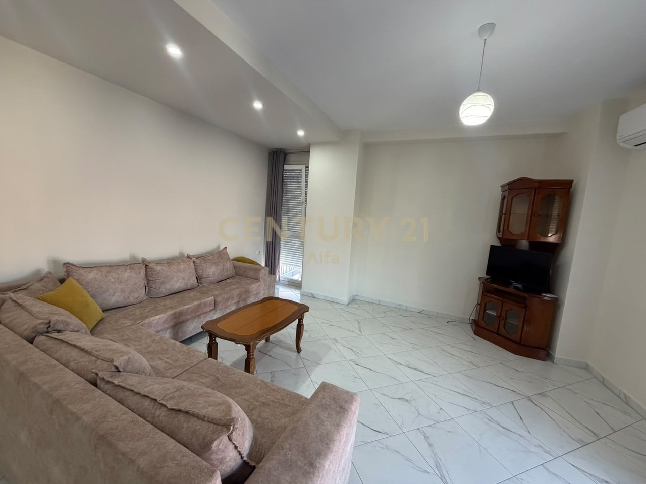 Apartament 2+1+depo per qira ne Selite