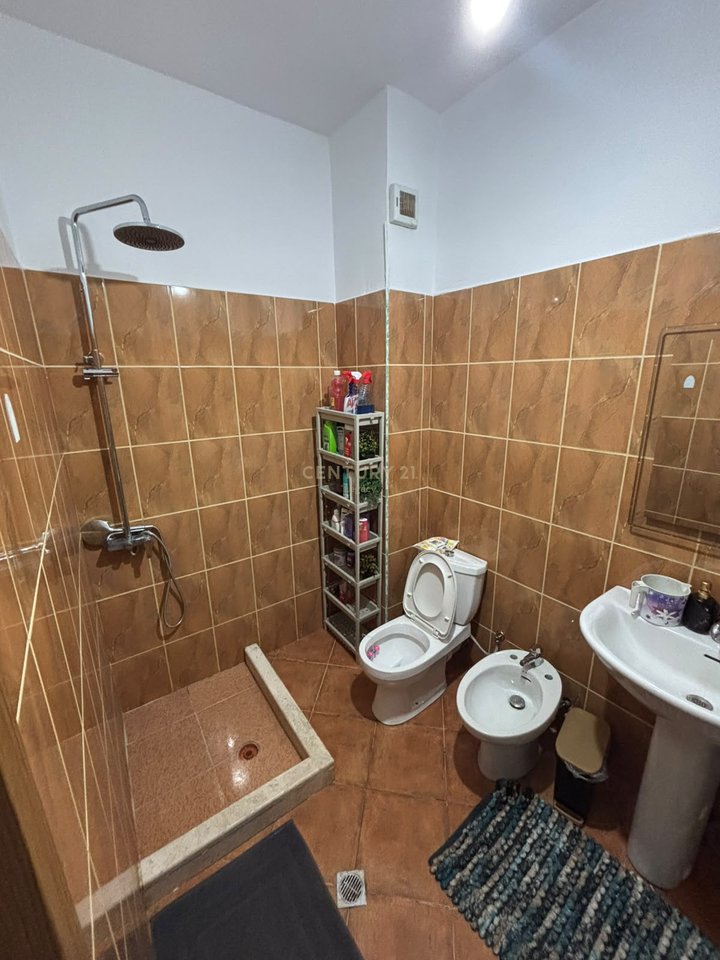 🏠 JEPET ME QIRA 2+1 – FRESK