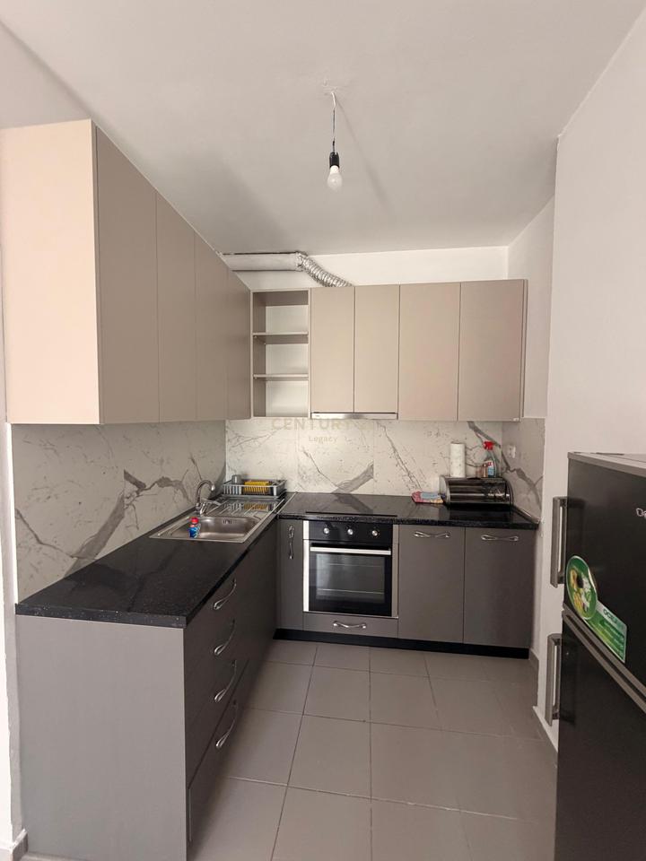 JEPET ME QIRA APARTAMENT 1+1 . ASTIR PRANE BAR ARTISTI