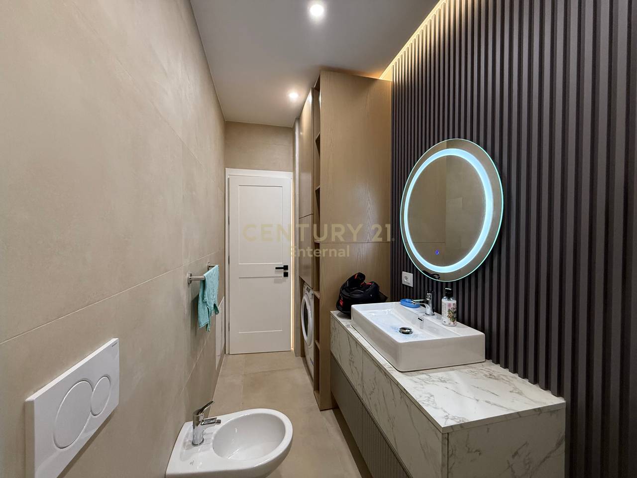 Apartament 2+1 me qira tek Selvia