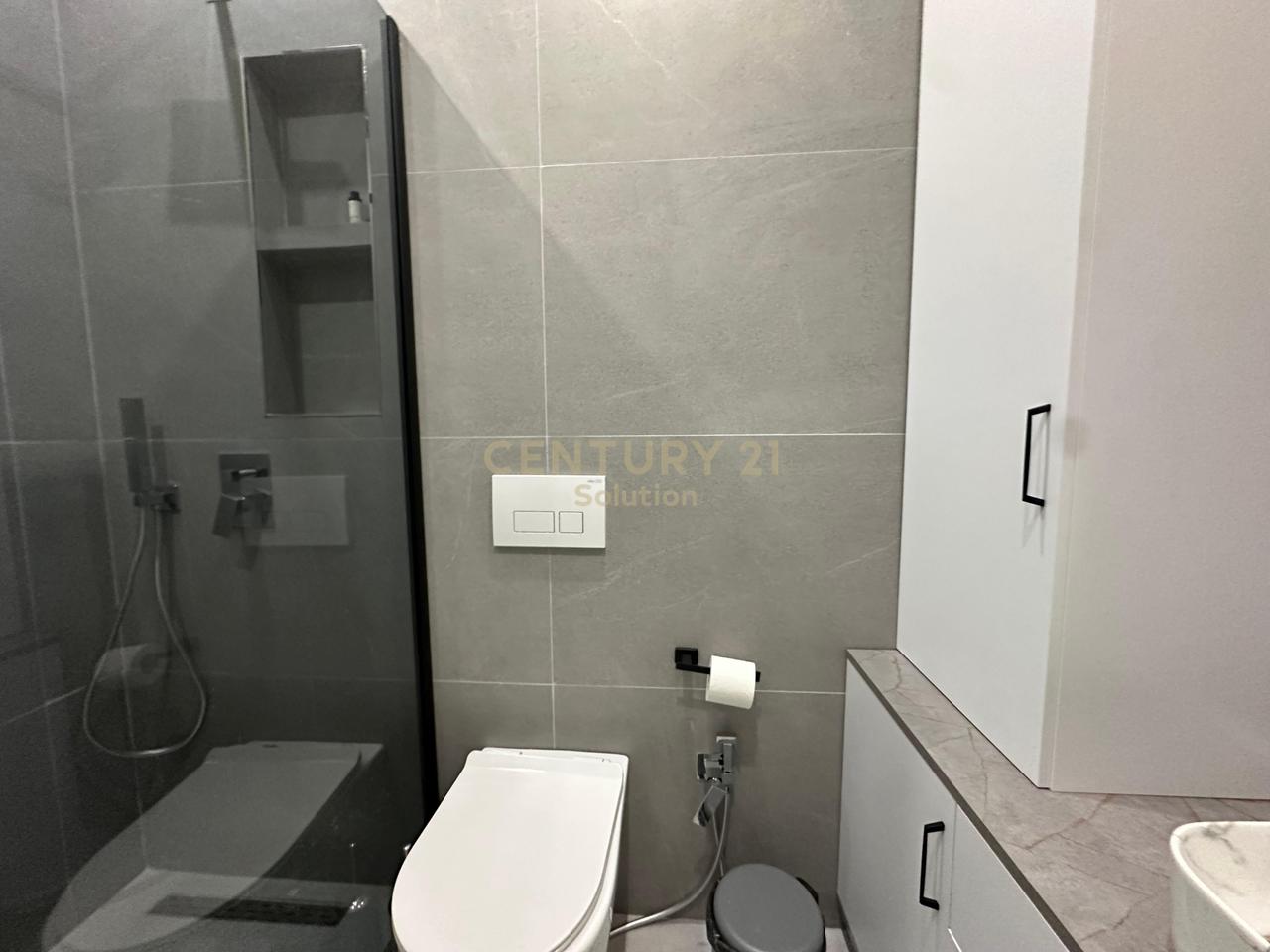 APARTAMENT 2+1+2  PER SHITJE TEK KOMUNA E PARISIT!