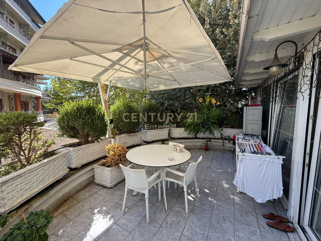 🏡 SHITET APARTAMENT 2+1+2+ Poste Parkimi + Verande tek rruga e Kosovareve