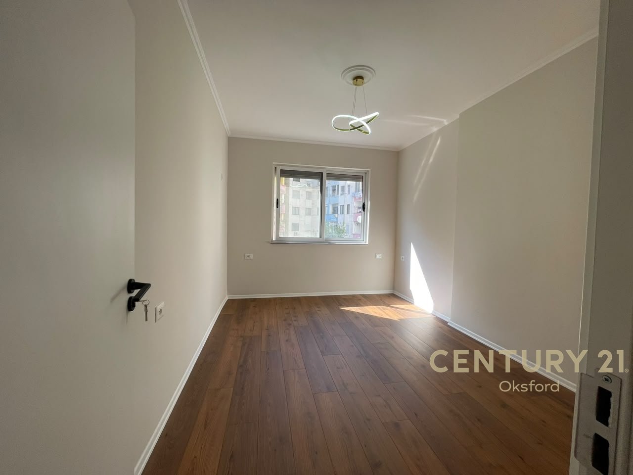 APARTMENT 1+1 FOR SALE IN YZBERISHT NEAR NELA 6