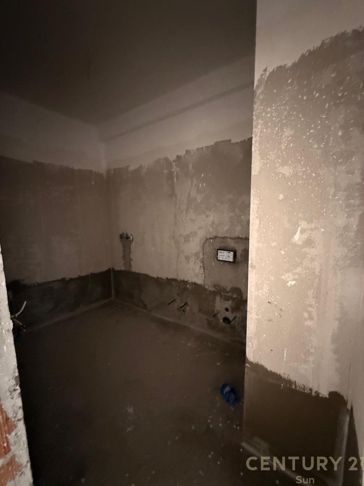 Appartamento 2+2 in Vendita a Paskuqan, Tirana - 165000€ | 138,10 m²