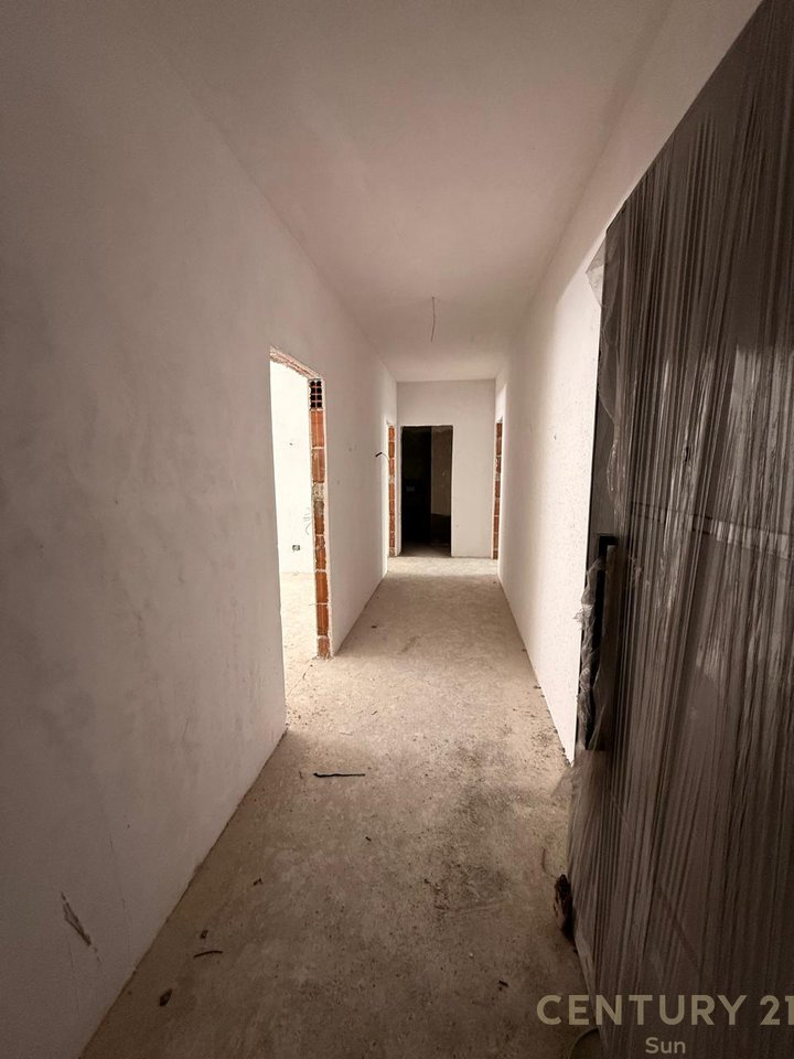 Appartamento 2+2 in Vendita a Paskuqan, Tirana - 165000€ | 138,10 m²