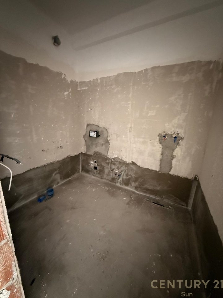 Appartamento 2+2 in Vendita a Paskuqan, Tirana - 165000€ | 138,10 m²