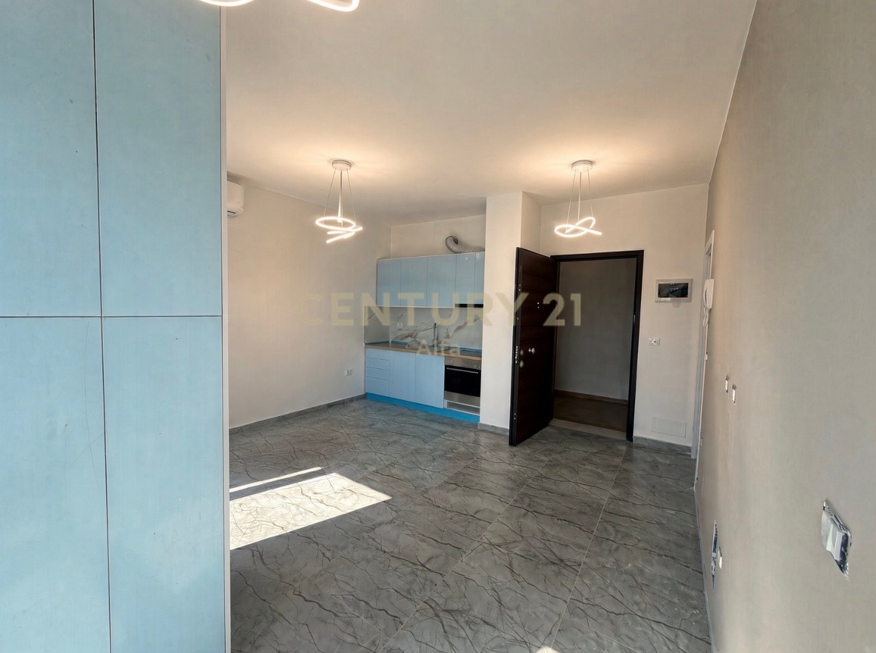 Apartment 1+1 for rent at Aura Complex/Furnishing process