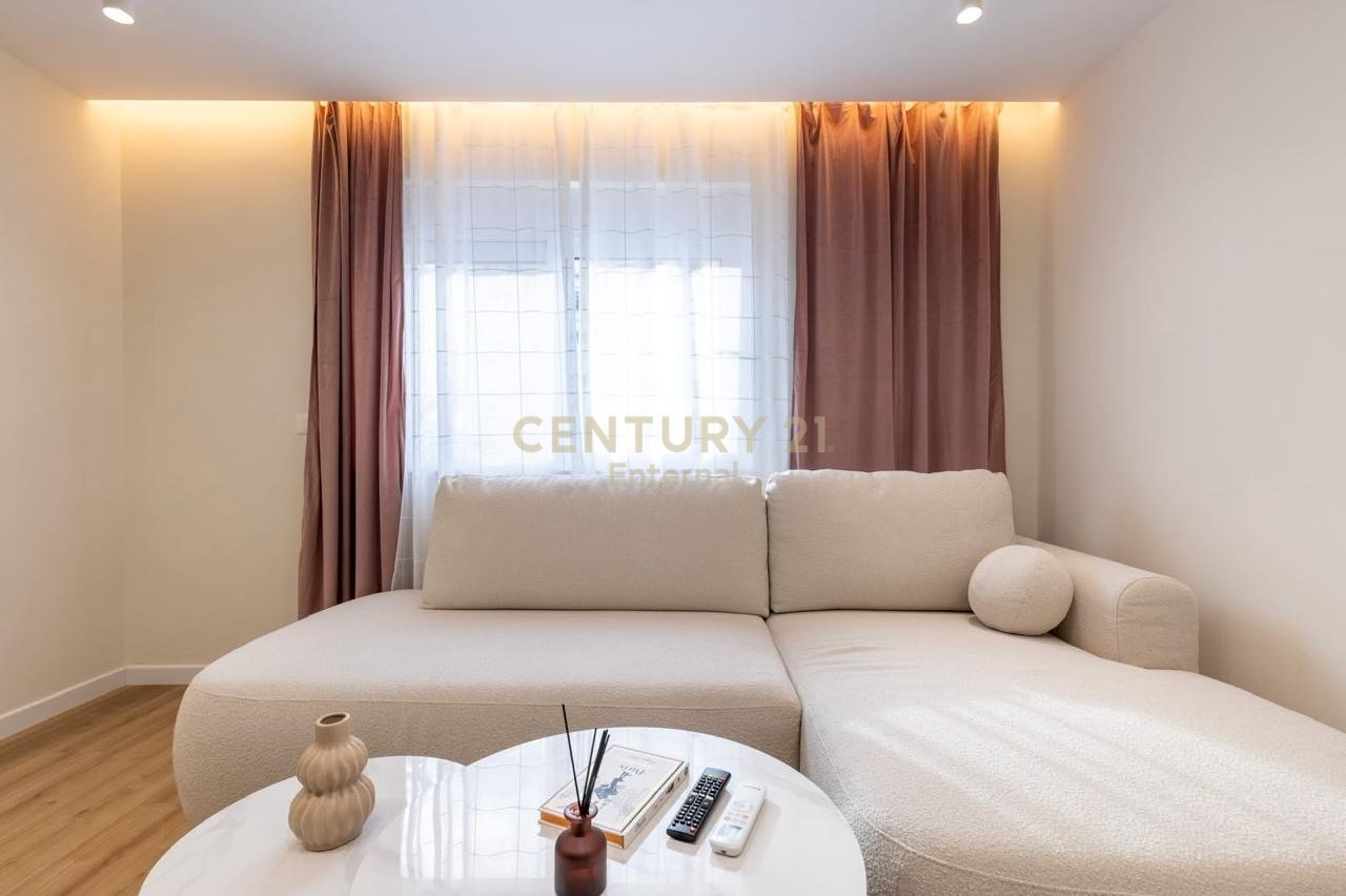 Appartamento 2+1 in Affitto in Via Kavaja, Tirana - 880€ | 80.4 m²