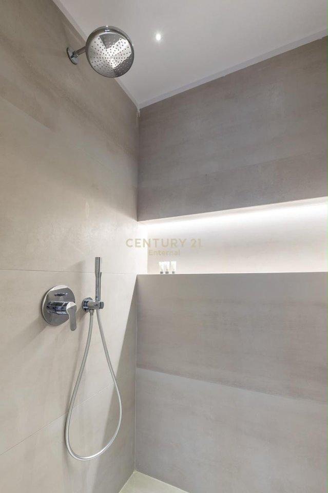 Appartamento 2+1 in Affitto in Via Kavaja, Tirana - 880€ | 80.4 m²