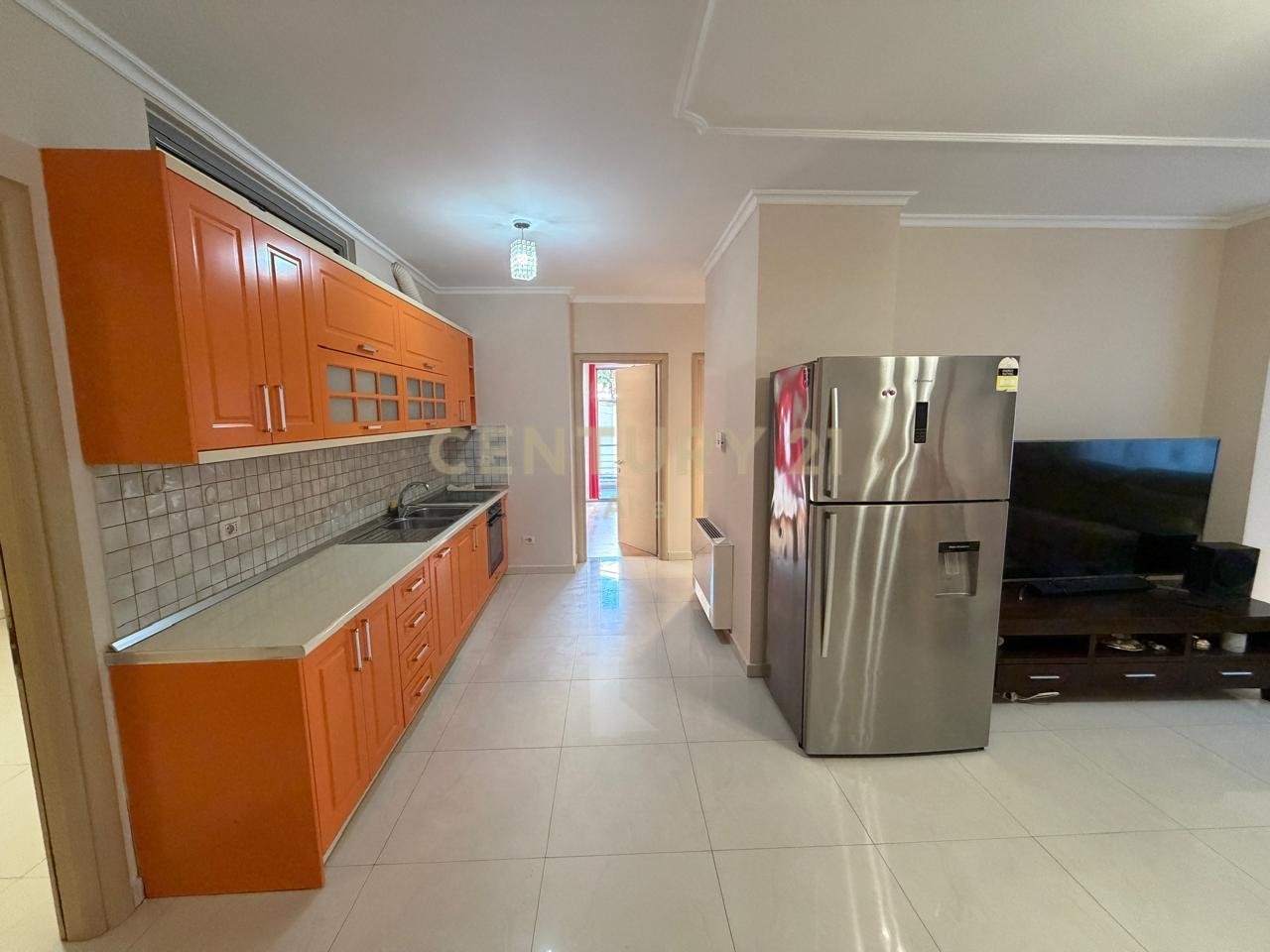 SHITET APARTAMENT 3+1 ME GARAZH– DON BOSKO