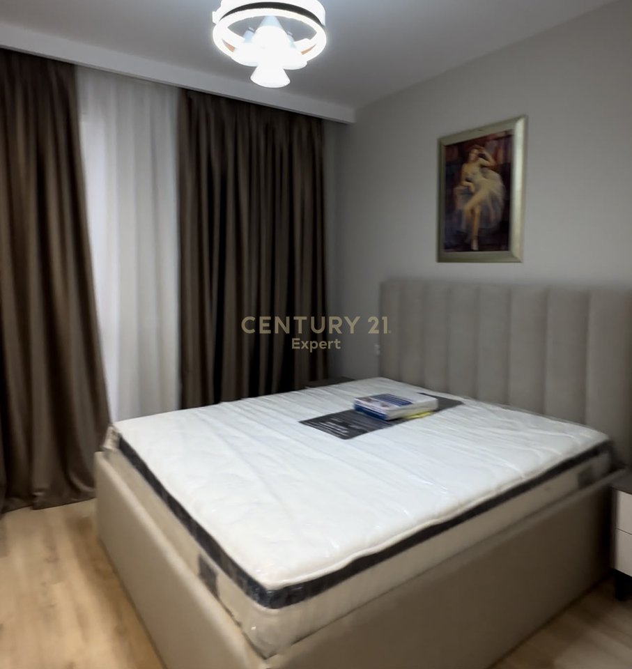 APARTAMENT 2+1+POST PARKIMI PER QIRA TEK ISH FUSHA E AVIACIONIT