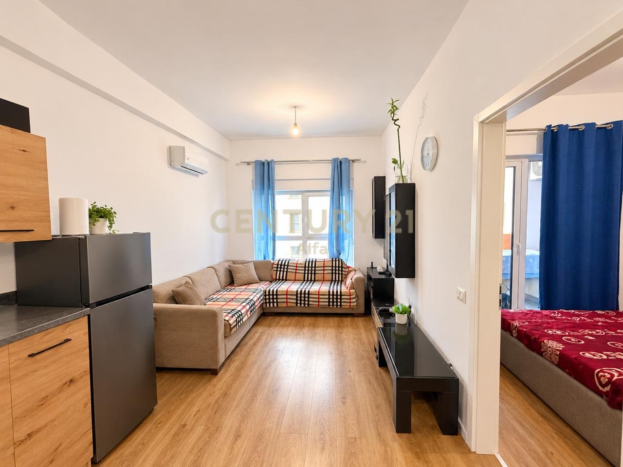 SHITET APARTAMENT 1+1 NË KOMPLEKSIN KADIU- ALI DEM !!