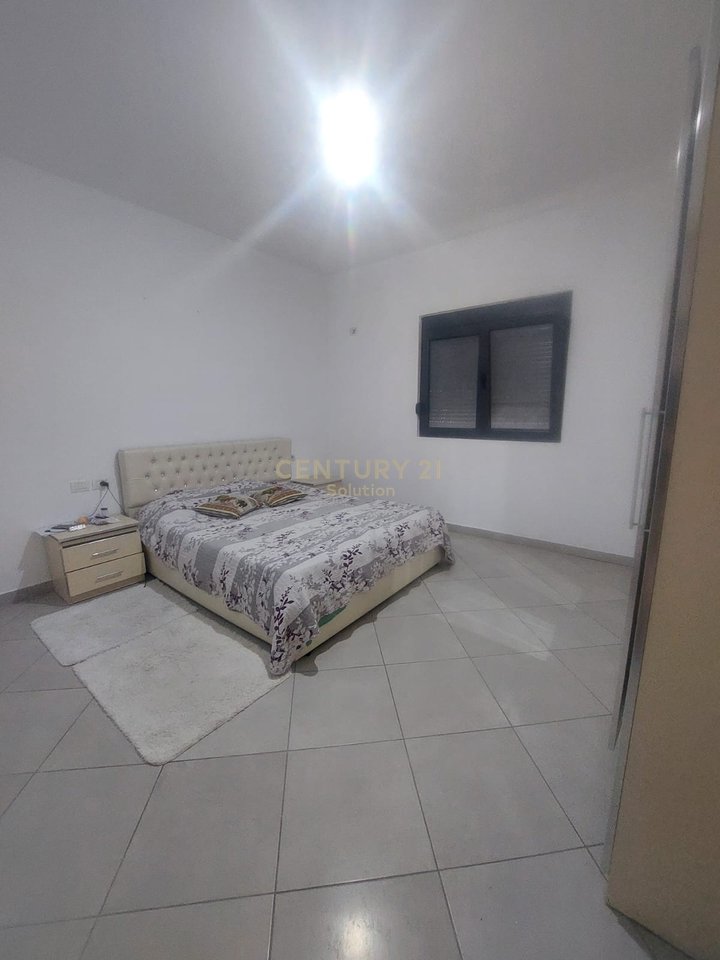 AFFITTASI APPARTAMENTO PRIVATO 2+1 + PARCHEGGIO, VICINO ALL'ISTITUTO UBT