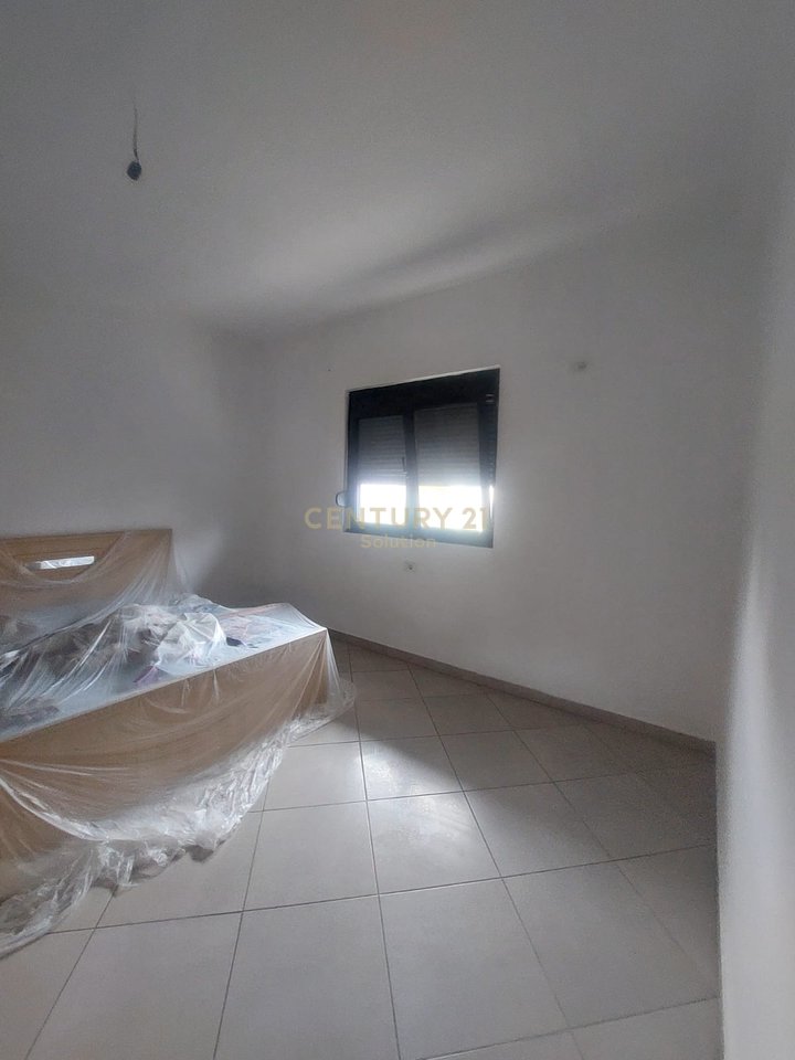 AFFITTASI APPARTAMENTO PRIVATO 2+1 + PARCHEGGIO, VICINO ALL'ISTITUTO UBT