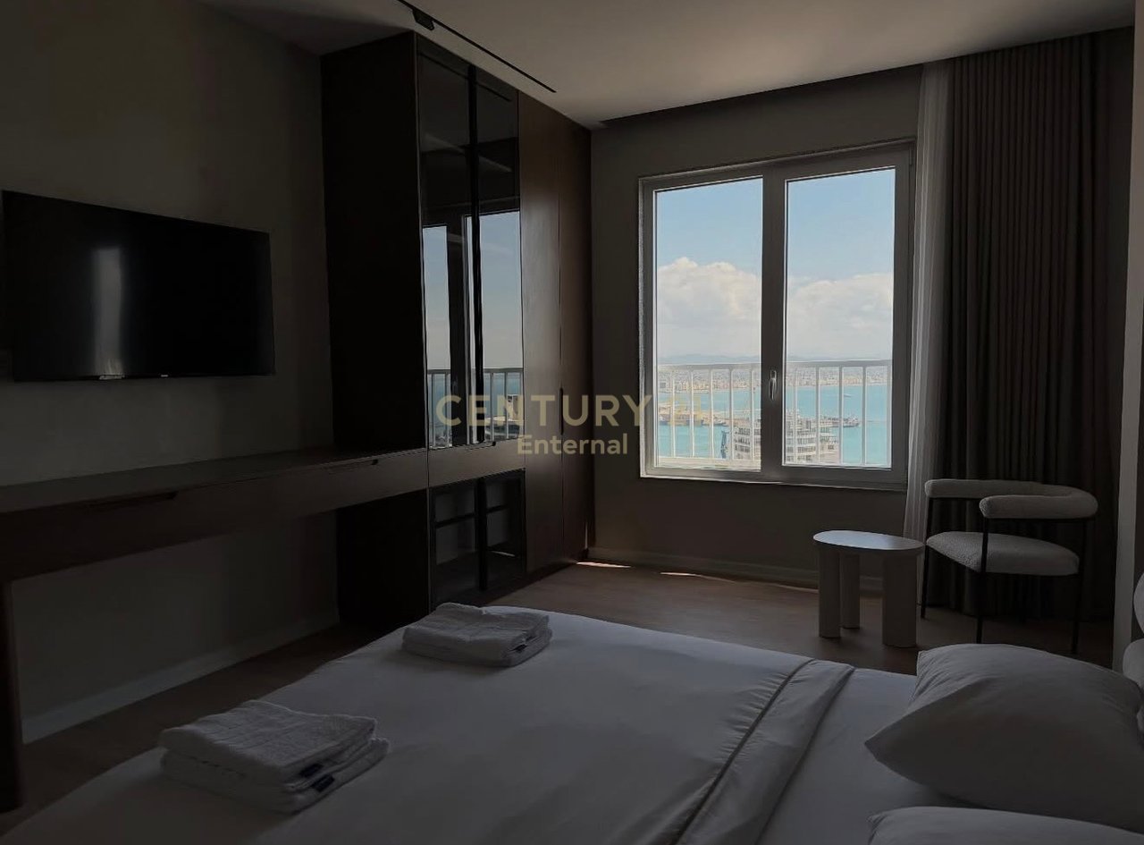 Apartament luksoz 2+1+2 me qira tek Vollga, Durres