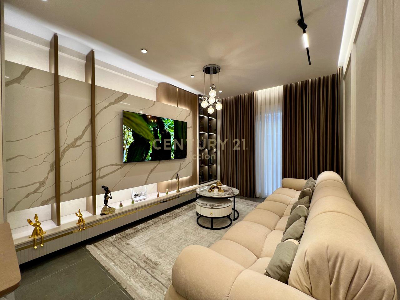 🏠 VENDIAMO, APPARTAMENTO PREMIUM 2️⃣➕1️⃣ con VERANDA, UNIVERS CITY‼️
