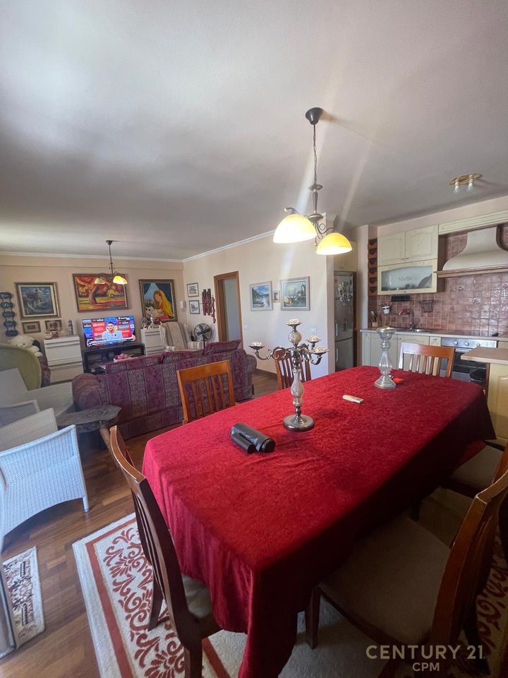 Apartament 3+1 Për Shitje në Kodra e Diellit, Tiranë - 270000€ | 135 m²