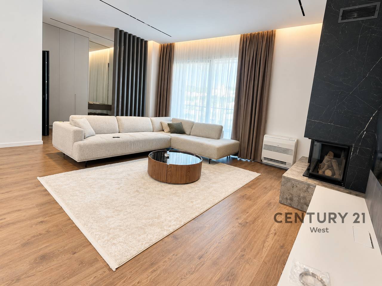 JEPET ME QIRA APARTAMENT 3+1+2 ME VERANDË &amp; GARAZH PRIVAT | "GREY STONE" RESIDENCE – LIQENI I THATË