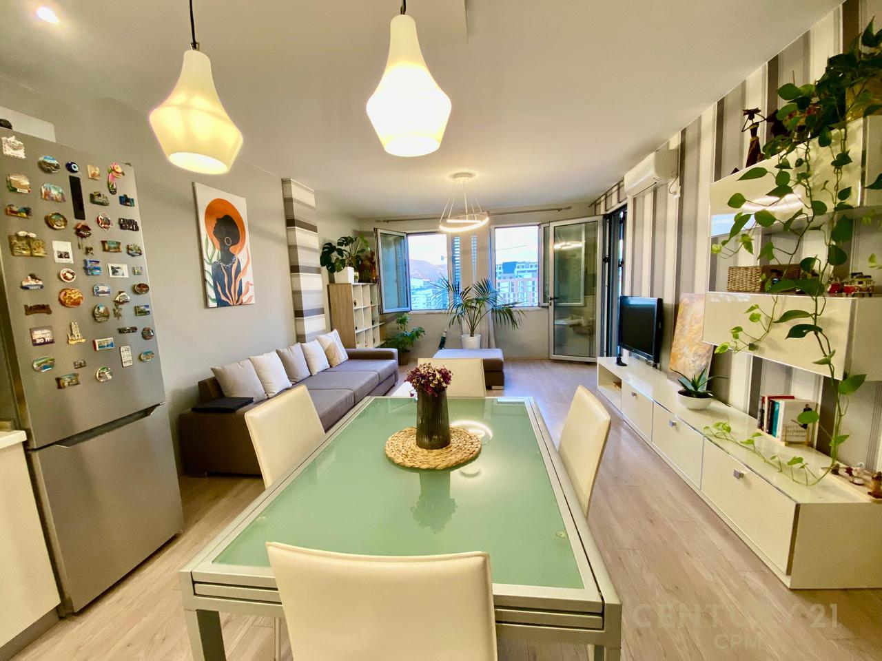 SHESIM APARTAMENT 2+1+ POST PARKIMI  TEK LIQENI I THATE