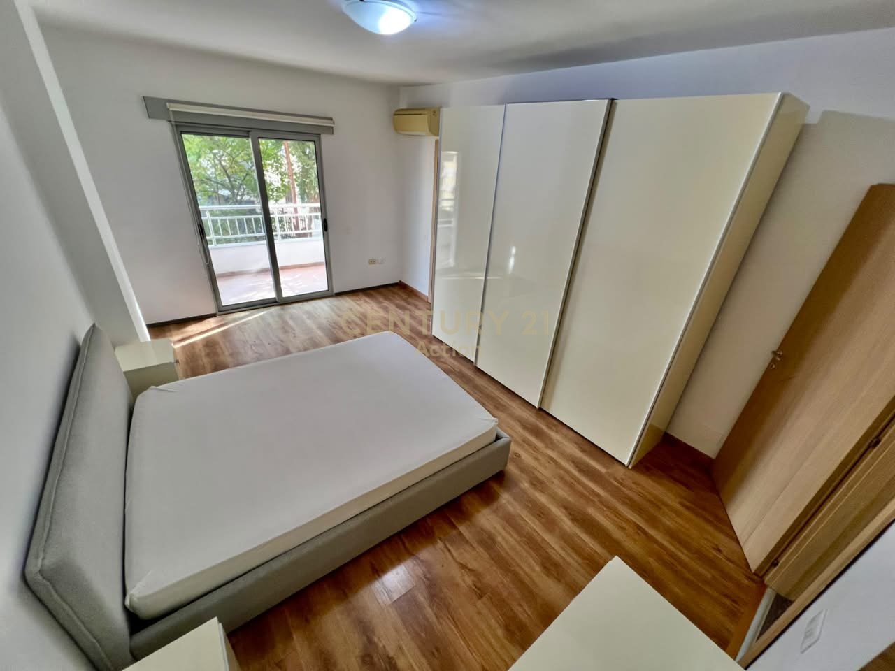🏡 IN AFFITTO, APPARTAMENTO 2+1+2 con POSTO AUTO, LAGO ASCIUTTO‼️