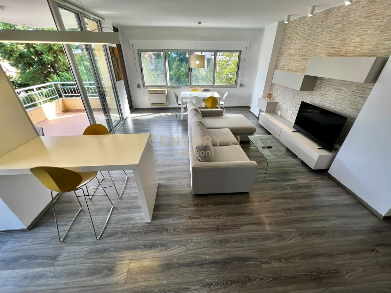 🏡 IN AFFITTO, APPARTAMENTO 2+1+2 con POSTO AUTO, LAGO ASCIUTTO‼️