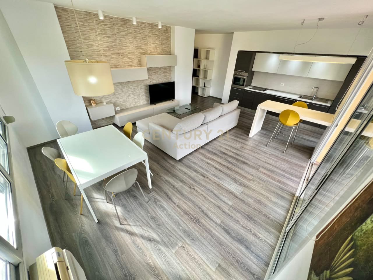🏡 IN AFFITTO, APPARTAMENTO 2+1+2 con POSTO AUTO, LAGO ASCIUTTO‼️
