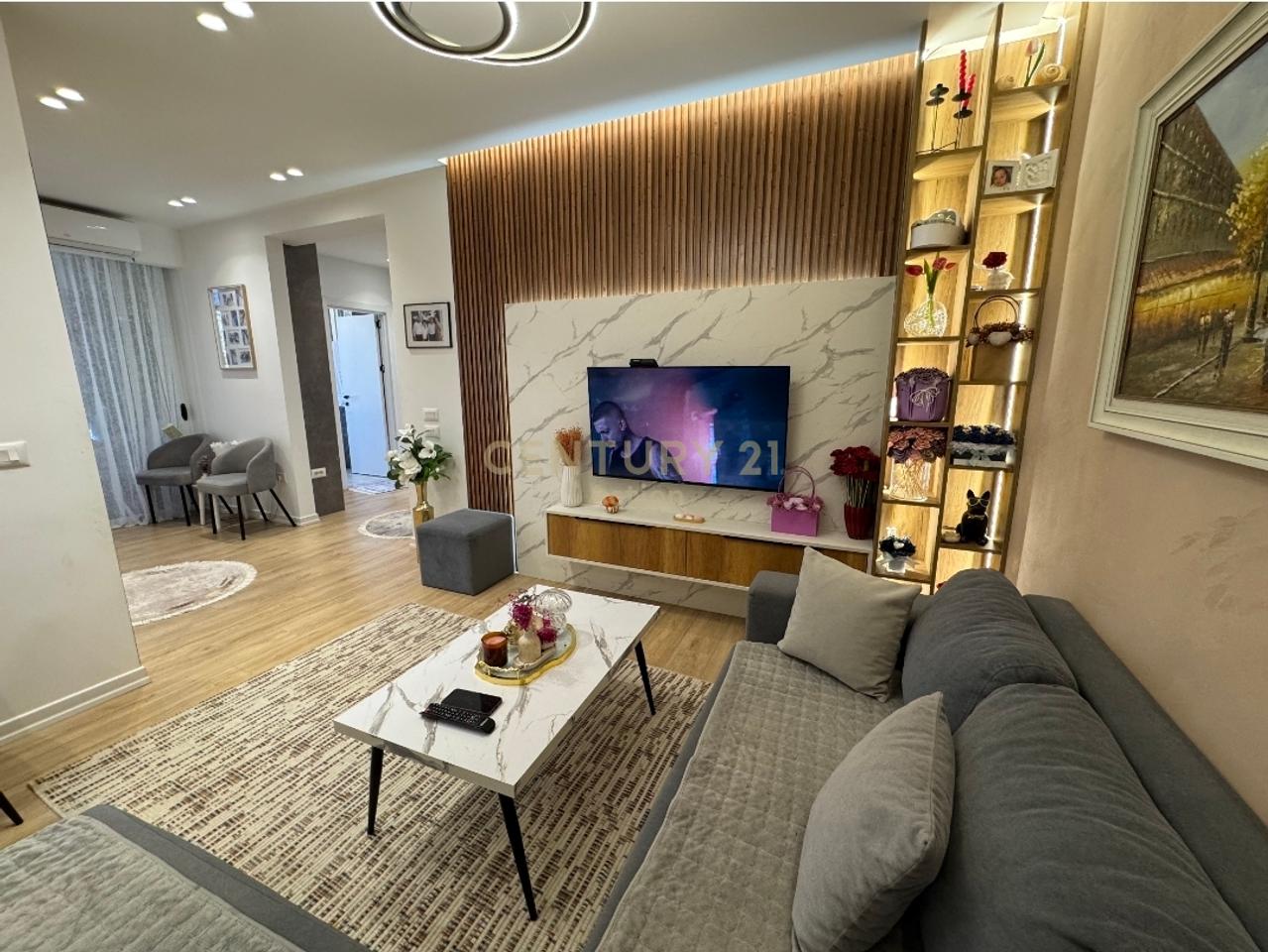 SHITET APARTAMENT 2+1 | ASTIR, TE FRATARI