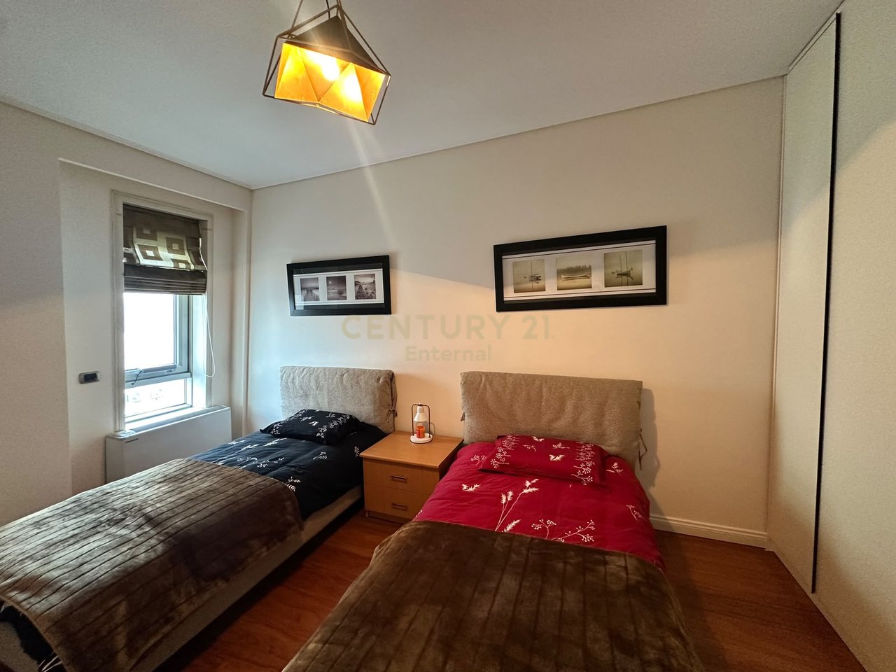 Jepet  Apartament 2+1 Me Qira Tek Ish Garda