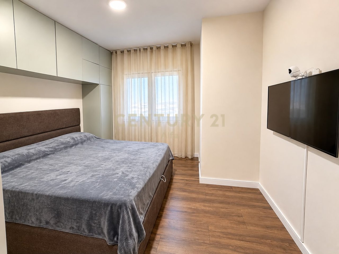 Shitet Apartament 2+1+2 në Astir, pranë 2 Palmave!