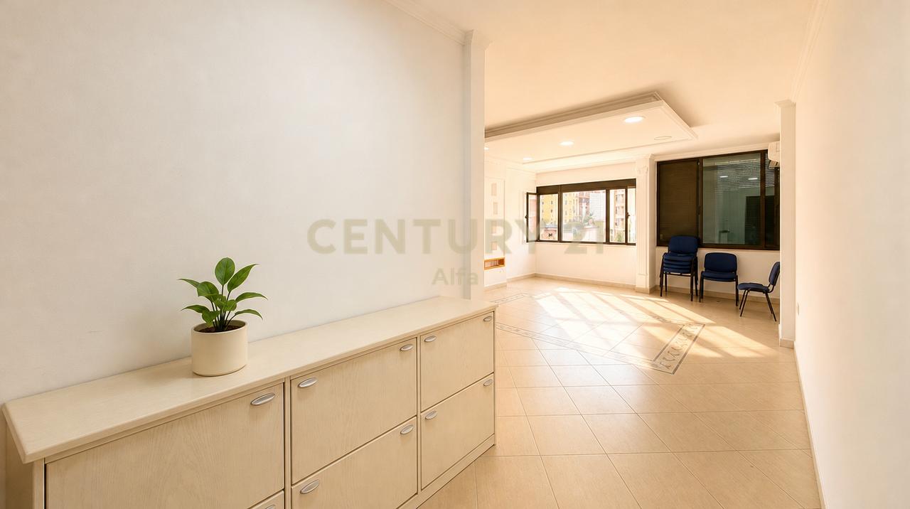 UFFICIO IN AFFITTO - 165 M2, A BLLOKU