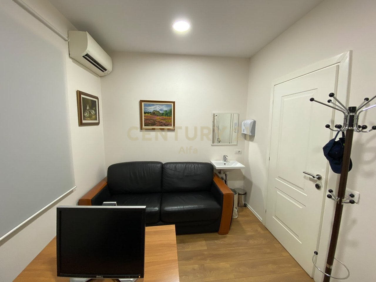 CLINIC FOR SALE FULLY EQUIPPED TOGETHER WITH THE PREMISES – MYSLYM SHYRI !