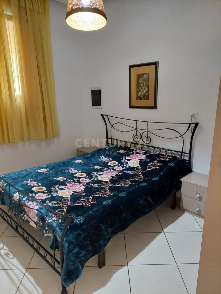 SHITET APARTAMENT 1+1 – ZONA E LIQENIT, RRUGA EDUARD MANO, TIRANË