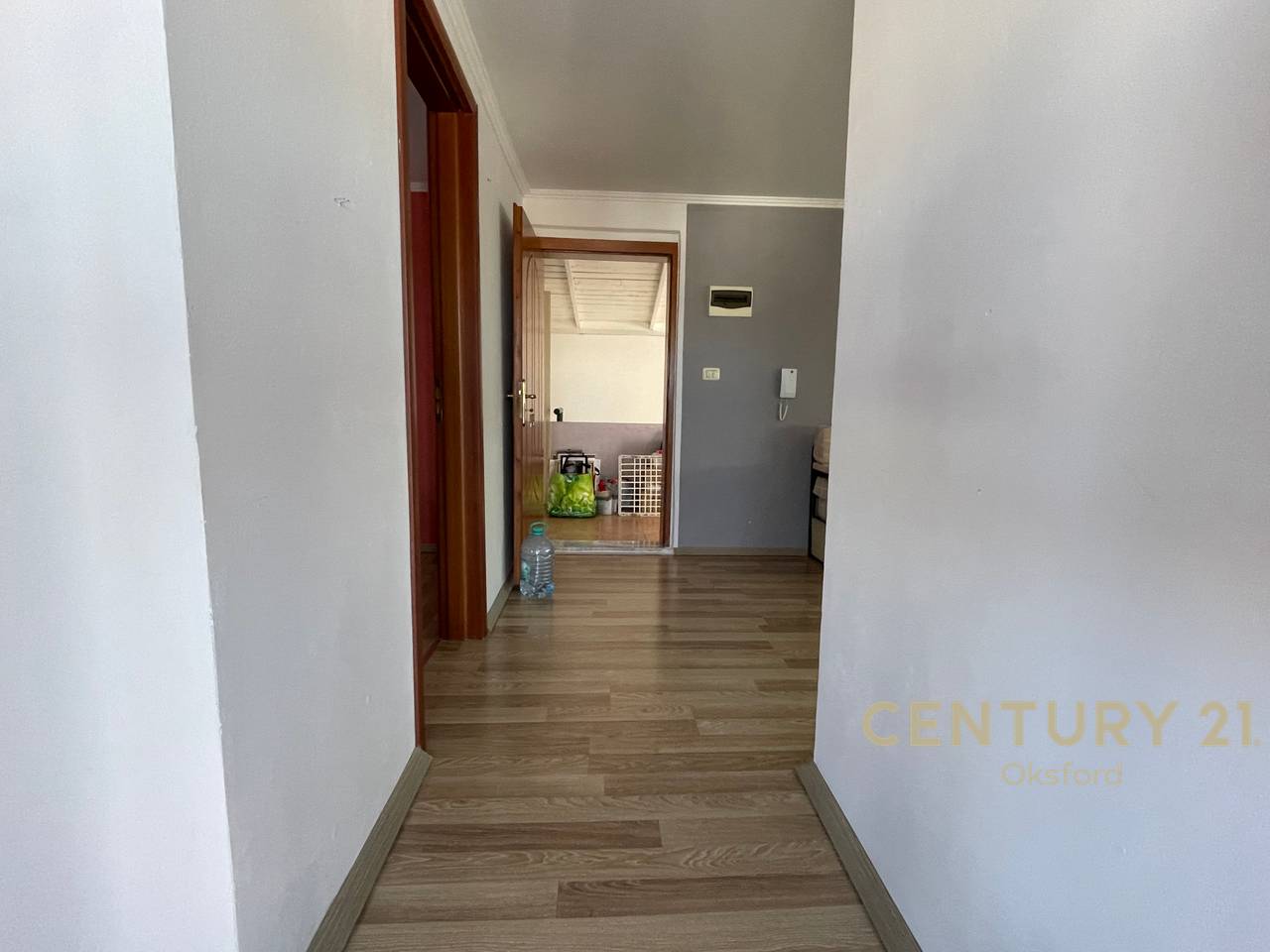 SUPER PAPAFINGO PËR SHITJE APARTAMENT 1+1 ME TERRACË TË MADHE, TIRANË