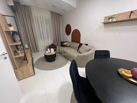Apartament 1+1 per qera te pallatet Agimi