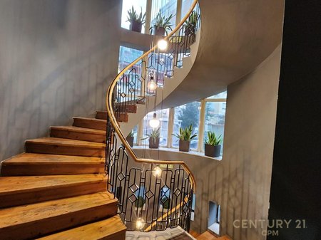 5-storey building for office rent, Pjeter Bogdani Street, Tirana - 1,500,000 ALL | 900 m²