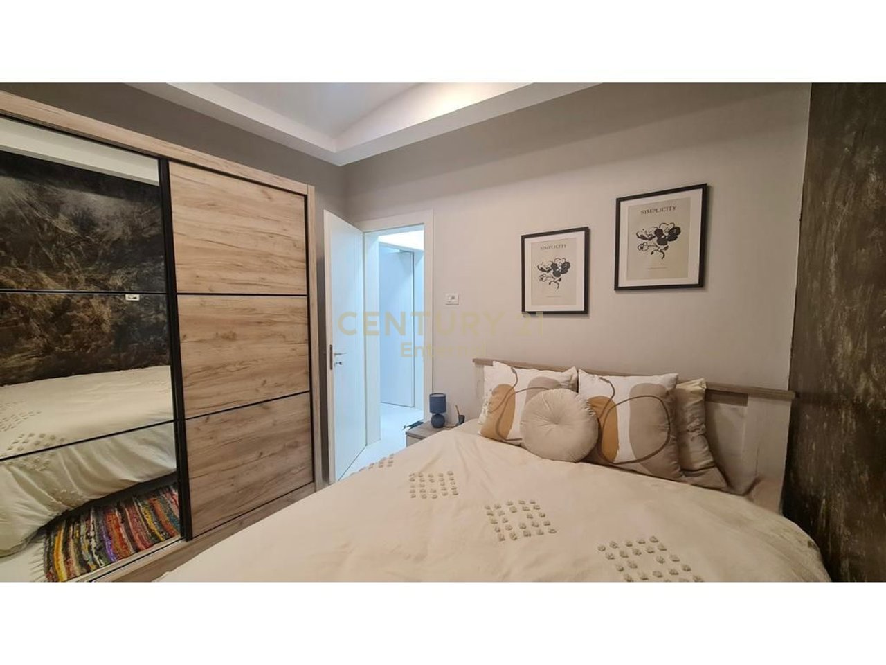 Apartament 1+1 per qera te pallatet Agimi