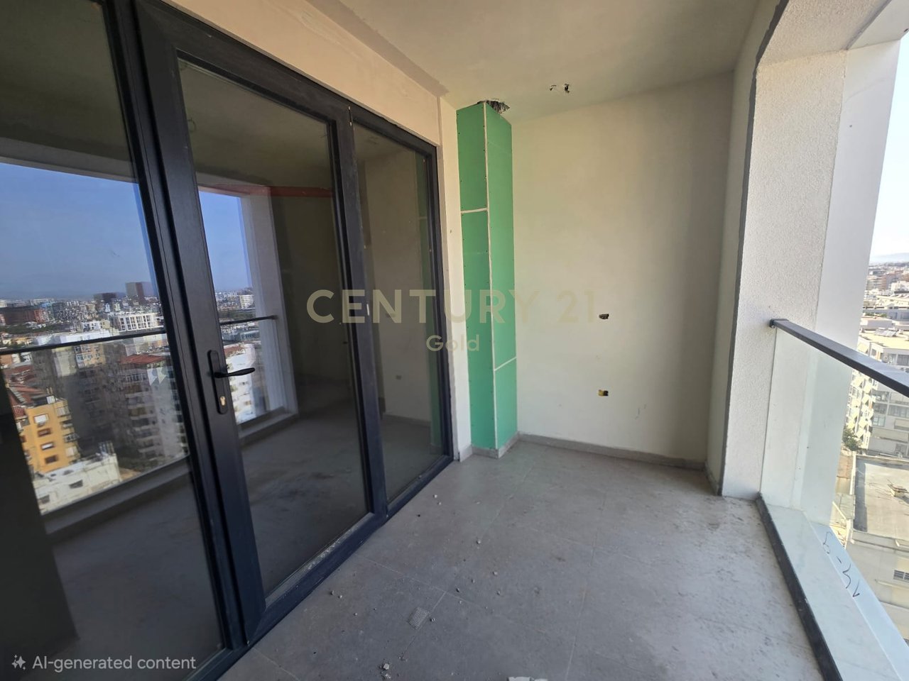KOMUNA E PARISIT, APARTAMENT 1+1 PER SHITJE TEK WHITE TOWER