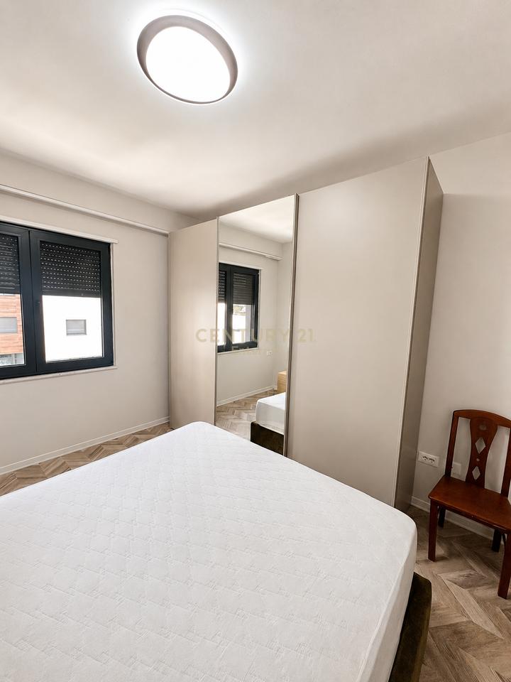 Pazari I Ri - For Rent 3+1+2 Luxury Invested In Detail + 🅿️ Included In Price Near Red School