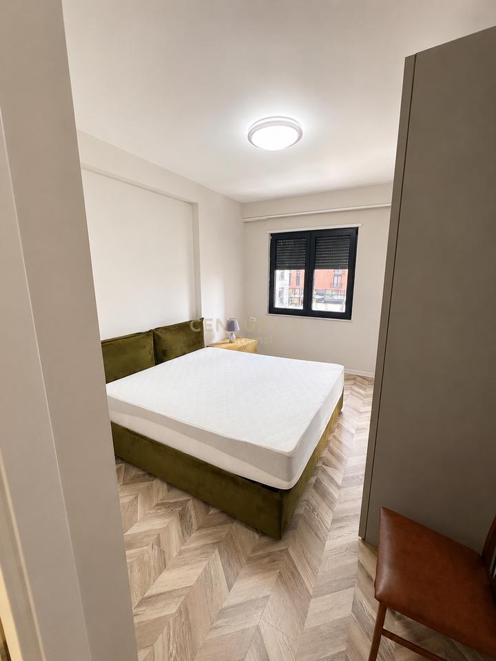 Pazari I Ri - For Rent 3+1+2 Luxury Invested In Detail + 🅿️ Included In Price Near Red School
