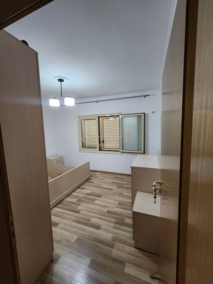 Apartment 1+1 for rent on Elbasani Street