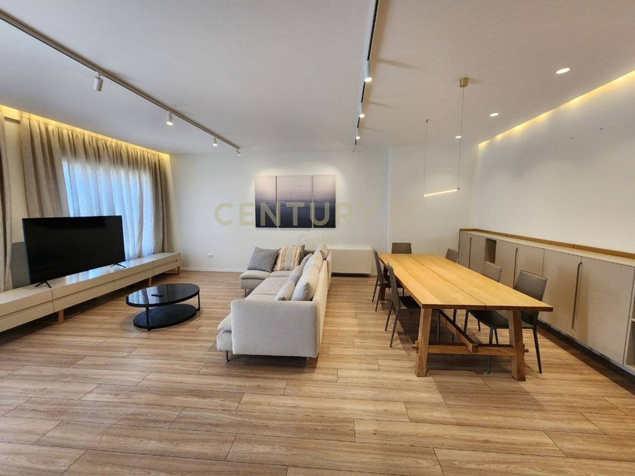 MODERN VILLA FOR SALE NEAR TEG.