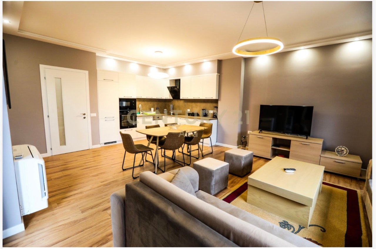 Apartment 2+1+2 for Rent in the Heart of Tirana – Opposite Toptani