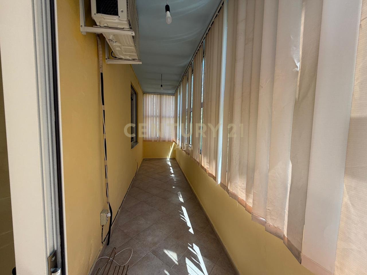 Appartamento 2+1+2 bagni in vendita vicino a Via Kosovarve!