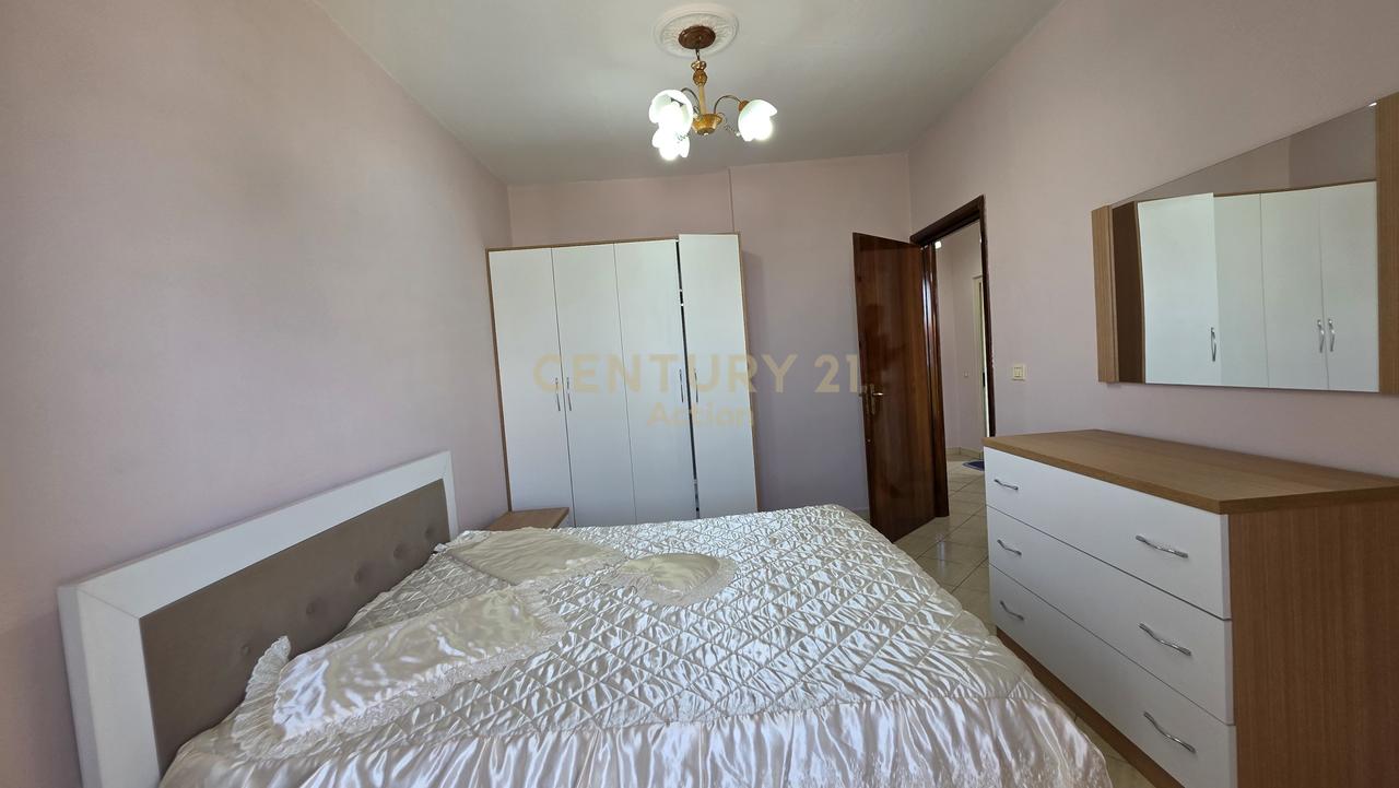 APPARTAMENTO 1+1 IN VENDITA A 21 DHJETORI, VICINO A MONDIAL!