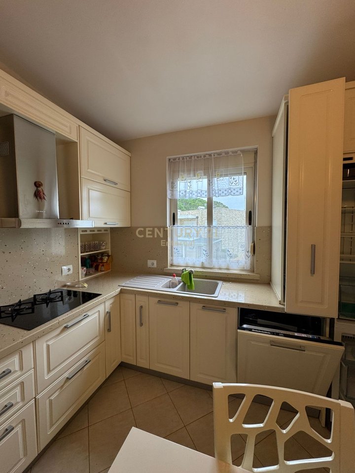 Gjiri I Lalzit - Shitet 2+1 81.2m2 I Kompletuar Tek Kompleksi  Lura 2