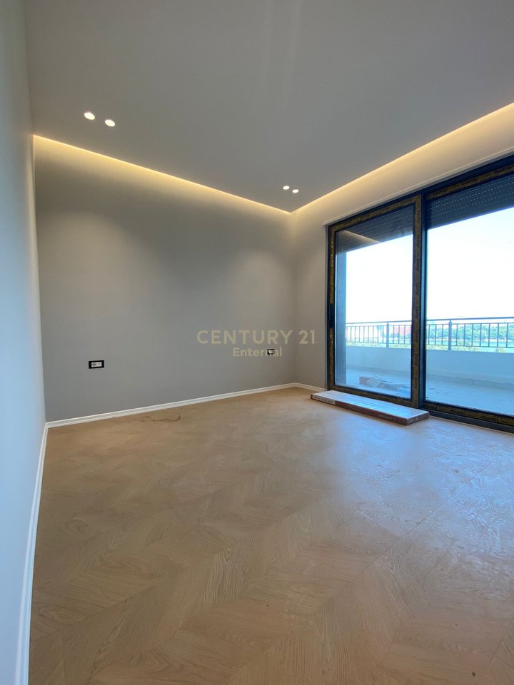 Super Apartment 2+1+2 for Sale at Dry Lake near Hotel Radisson