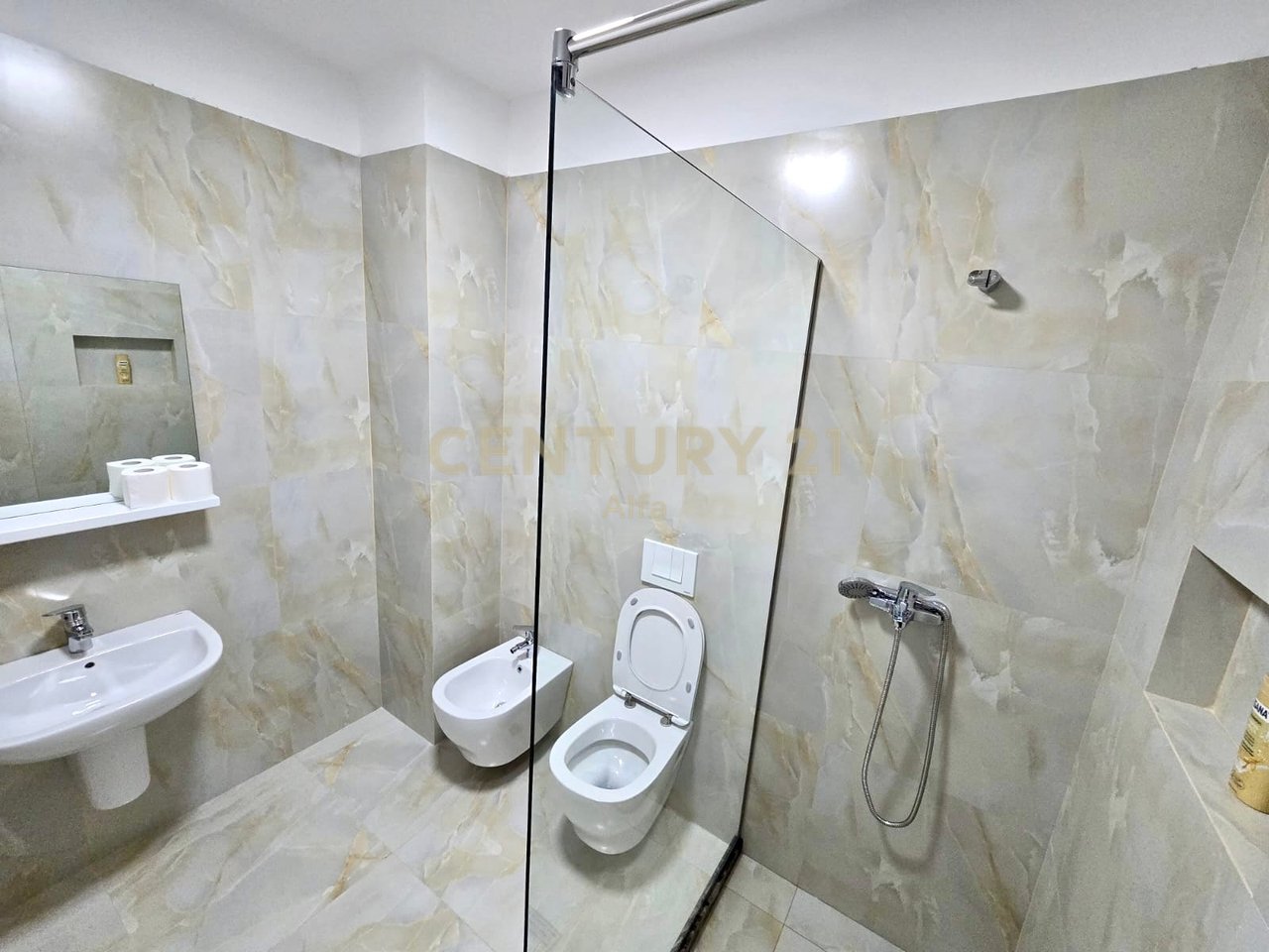 QIRA, APARTAMENT 2+1+2 NË SELITË‼️