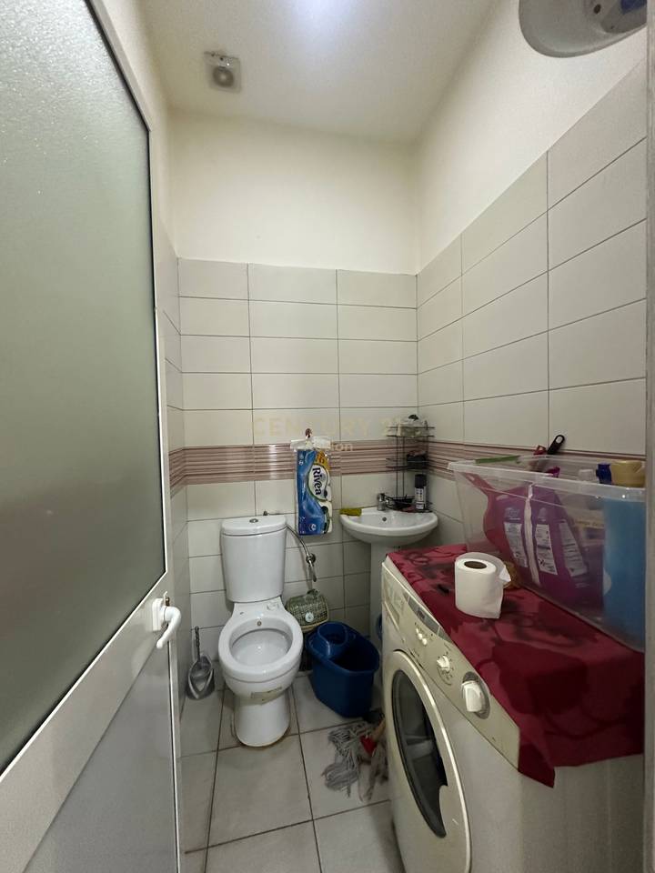 🏢 PROPERTY FOR SALE WITH INVESTMENT POTENTIAL – QESARAKË